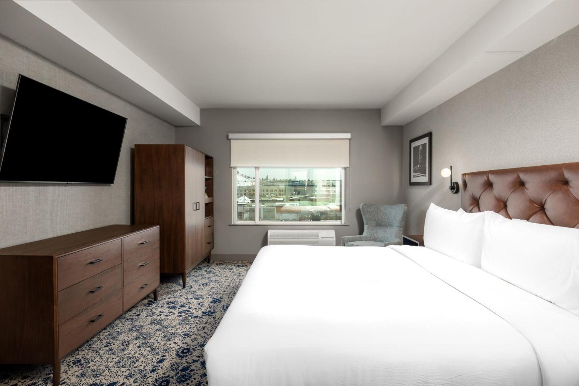 Four Points By Sheraton Kelowna Airport Екстер'єр фото