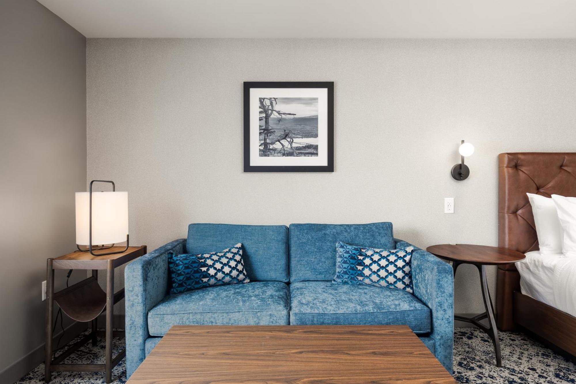 Four Points By Sheraton Kelowna Airport Екстер'єр фото