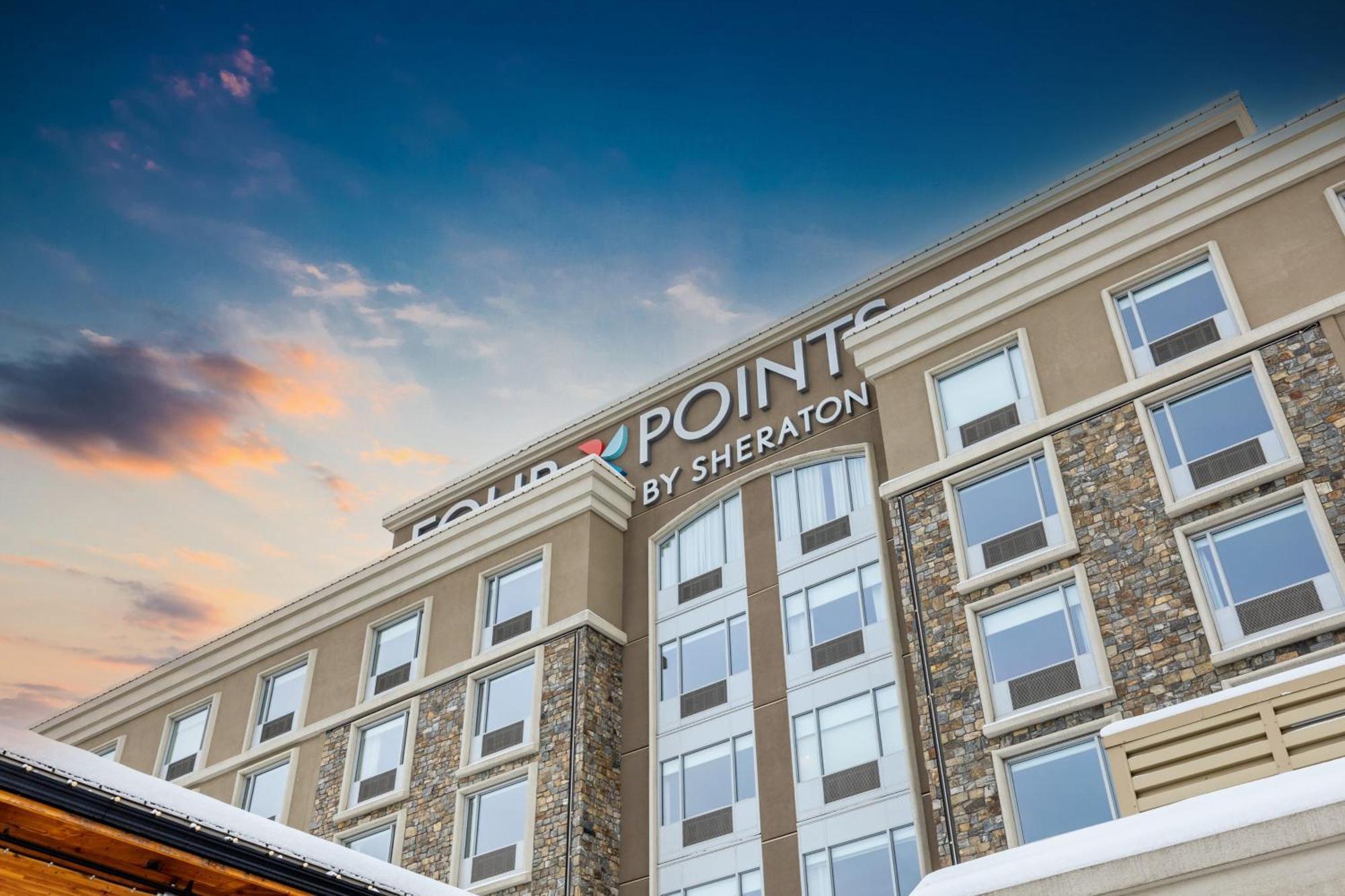 Four Points By Sheraton Kelowna Airport Екстер'єр фото