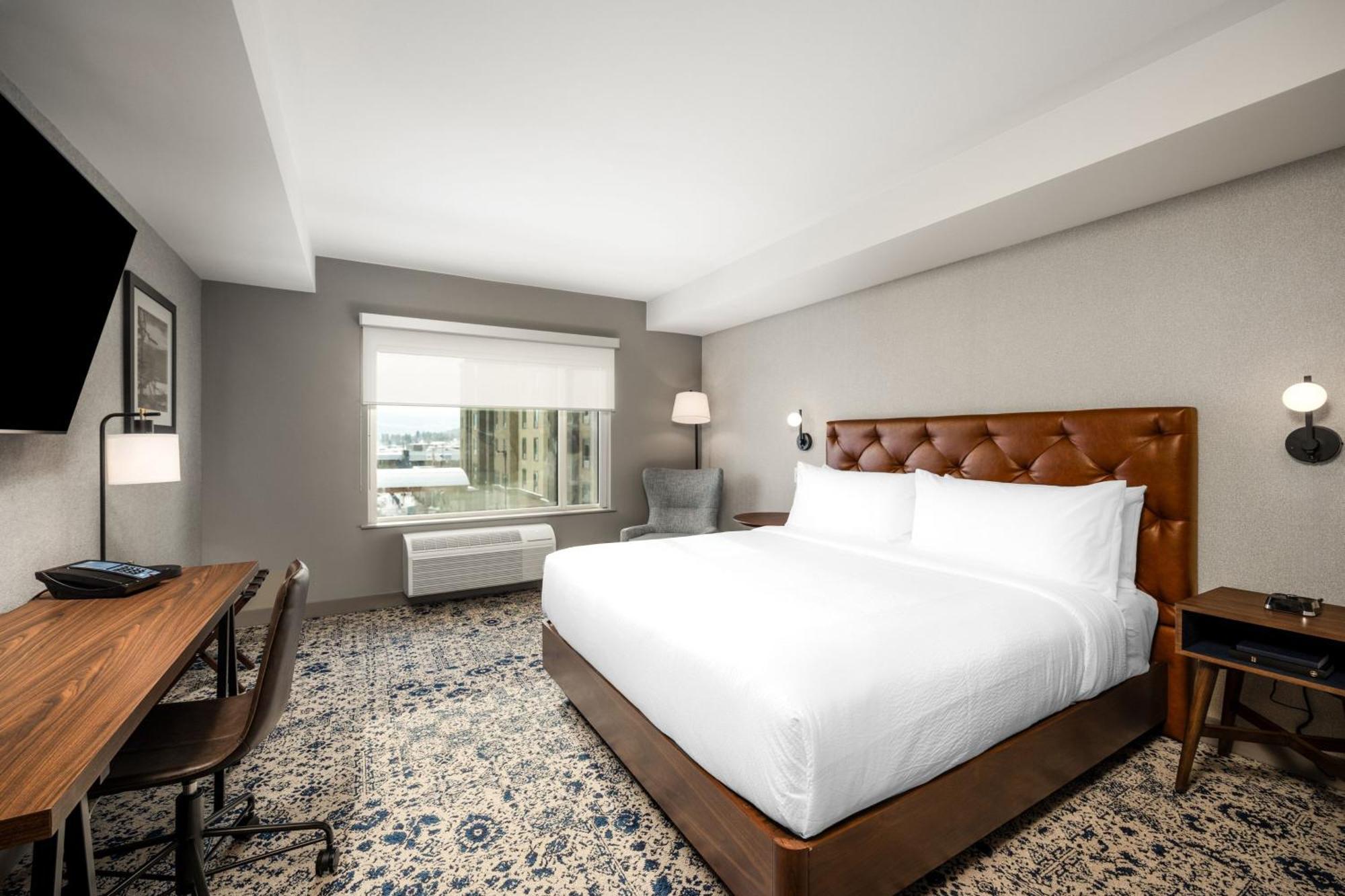 Four Points By Sheraton Kelowna Airport Екстер'єр фото