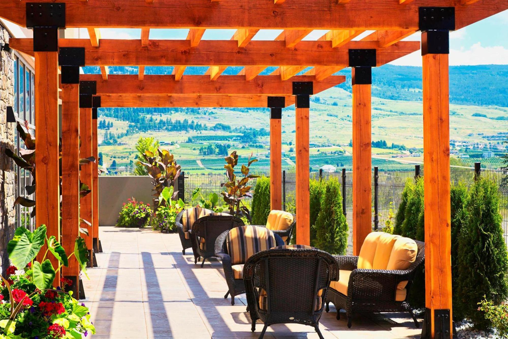 Four Points By Sheraton Kelowna Airport Екстер'єр фото