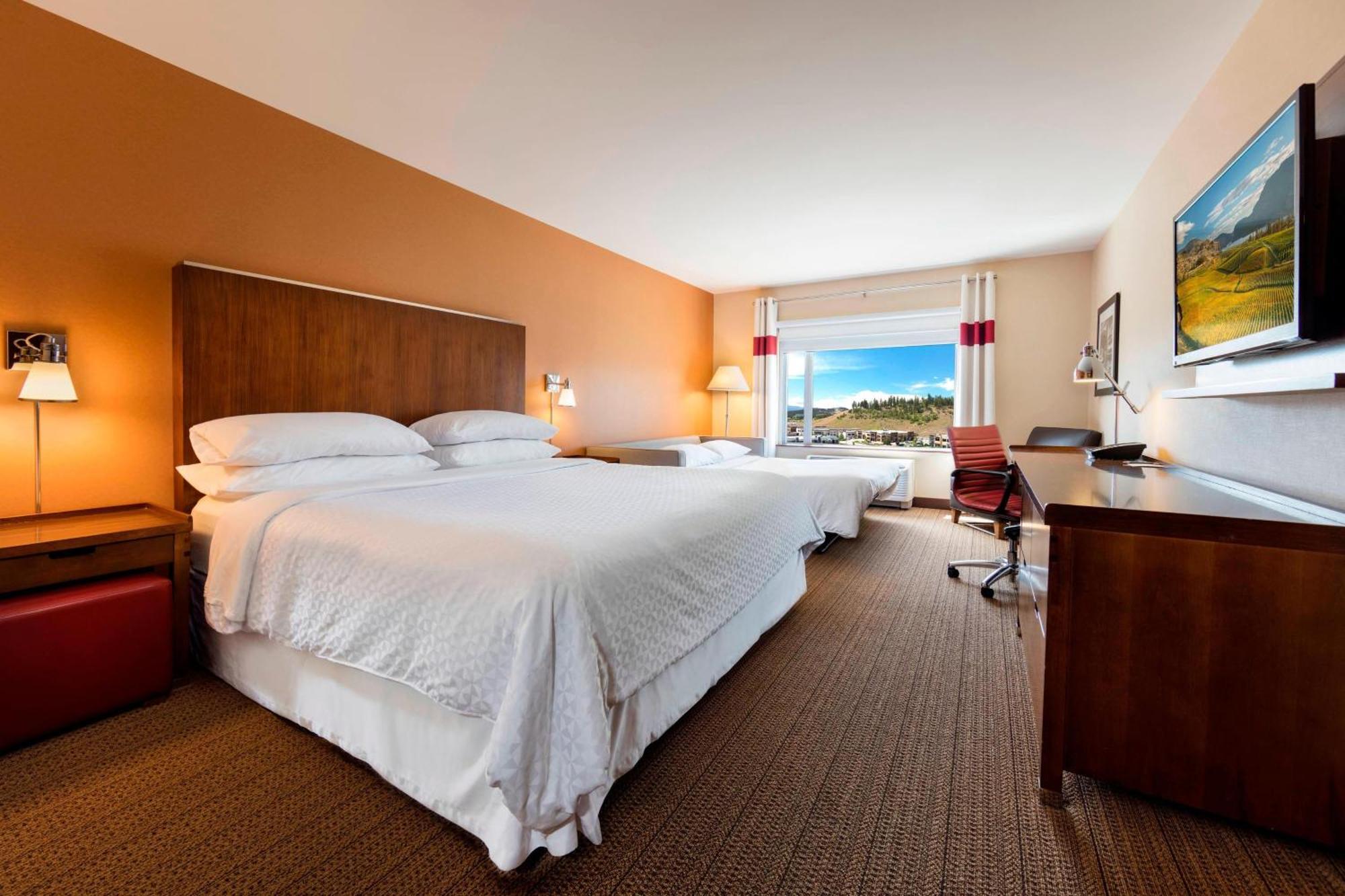 Four Points By Sheraton Kelowna Airport Екстер'єр фото